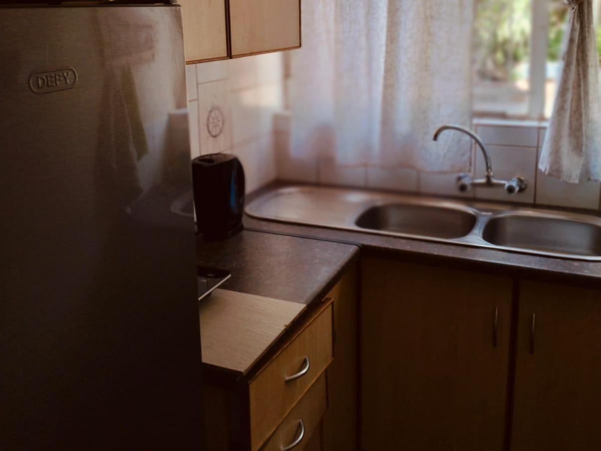 Anri Guesthouse Bloemfontein Eksteriør bilde