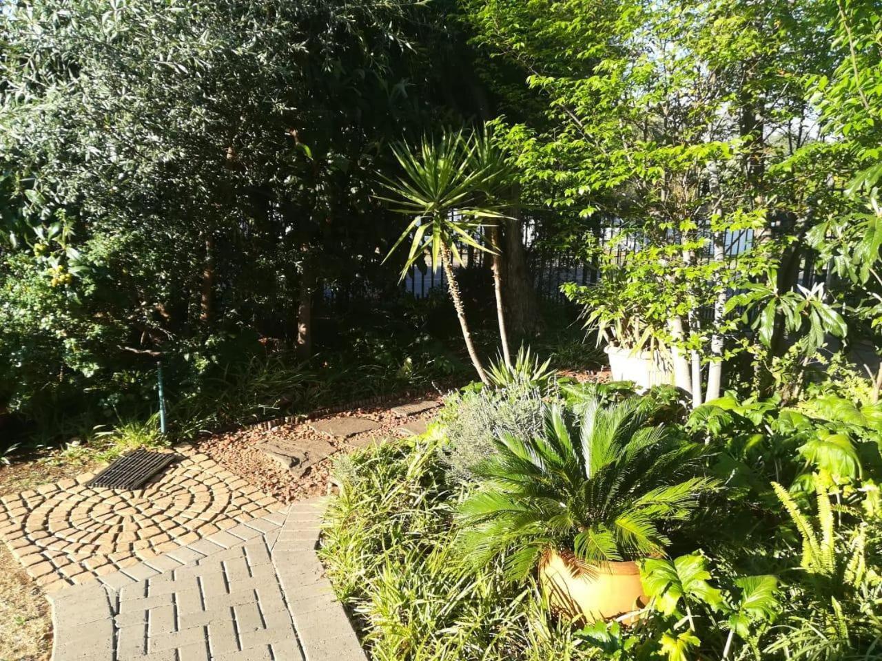 Anri Guesthouse Bloemfontein Eksteriør bilde